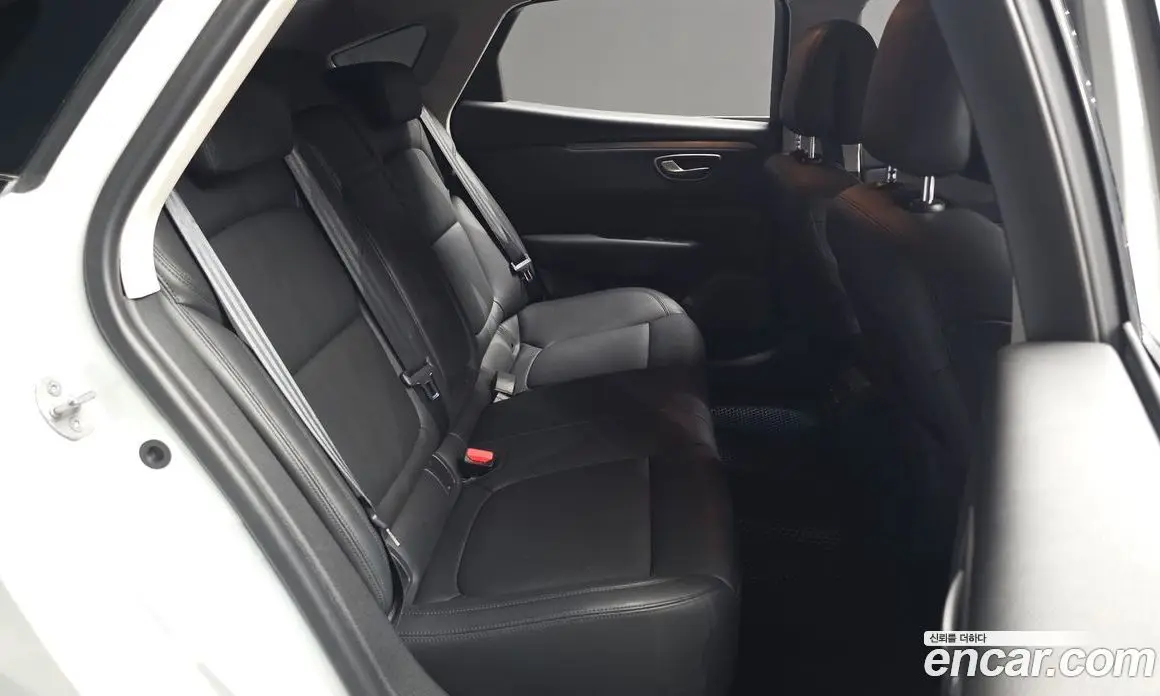 Renault (Samsung) SM6 2018 2.0 автомат (гидро), фото 17 Renault (Samsung) SM6 2018 2.0 автомат (гидро), фото 17