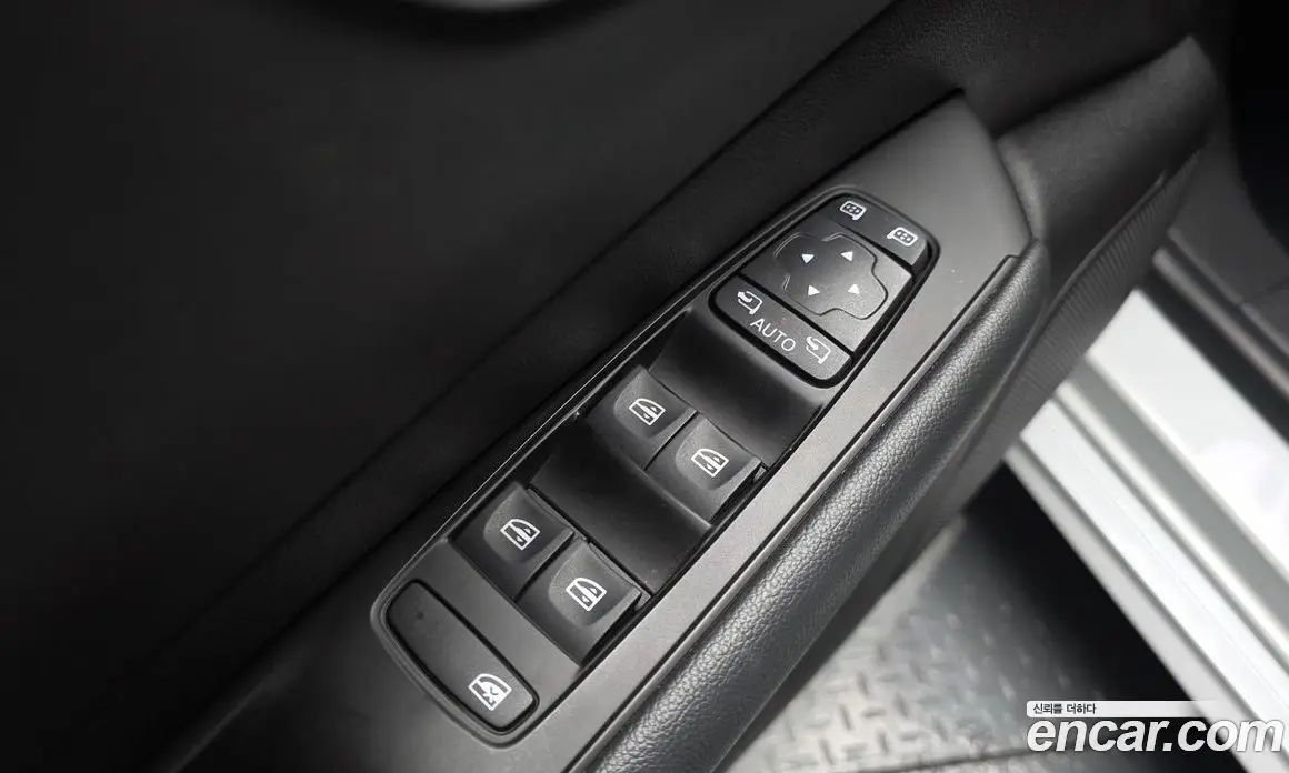 Renault (Samsung) SM6 2018 2.0 автомат (гидро), фото 29 Renault (Samsung) SM6 2018 2.0 автомат (гидро), фото 29