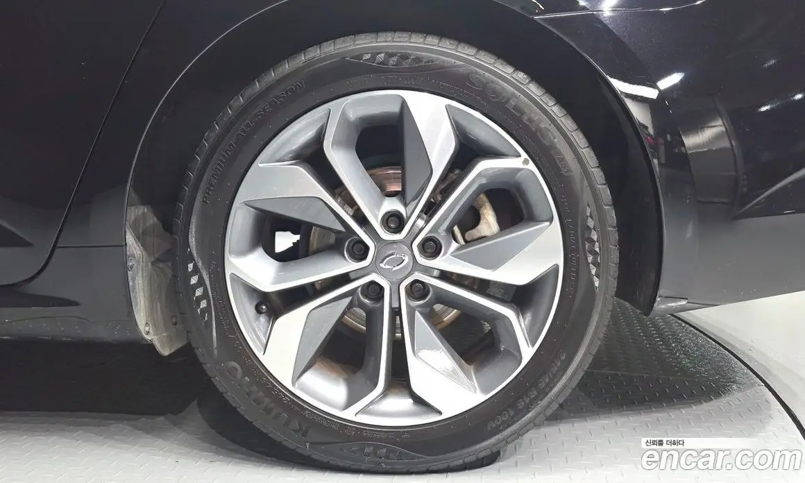Renault (Samsung) SM6 2019 2.0 автомат (гидро), фото 5 Renault (Samsung) SM6 2019 2.0 автомат (гидро), фото 5