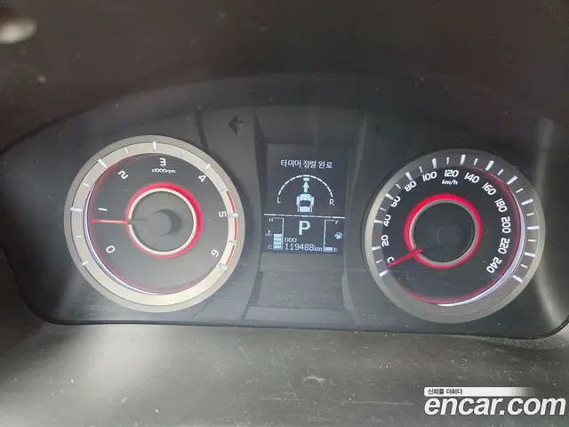 SsangYong Korando 2015 2.2 автомат (гидро), миниатюра 11