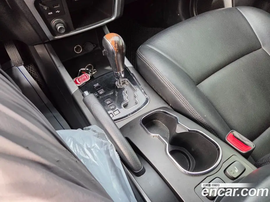 SsangYong Korando 2015 2.2 автомат (гидро), фото 13