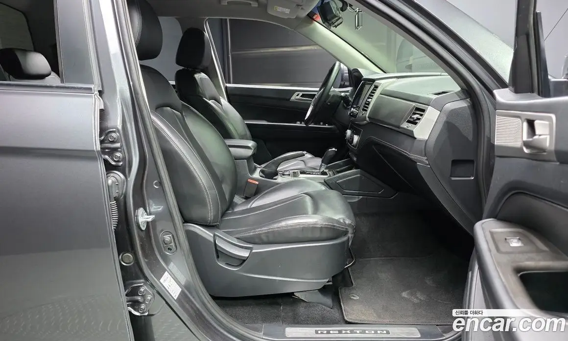 SsangYong Rexton 2018 2.2 автомат (гидро), фото 17