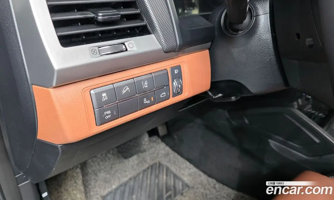 SsangYong Rexton 2019 2.2 автомат (гидро), фото 23 SsangYong Rexton 2019 2.2 автомат (гидро), фото 23