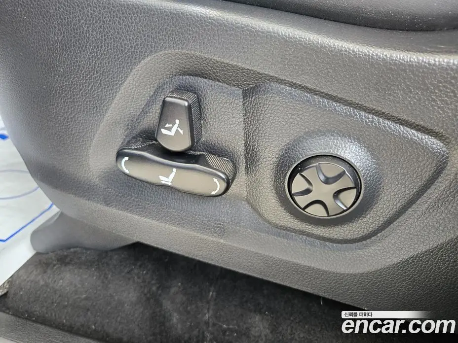 SsangYong Rexton 2019 2.2 автомат (гидро), фото 43 SsangYong Rexton 2019 2.2 автомат (гидро), фото 43