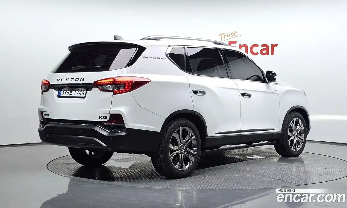 SsangYong Rexton 2020 2.2 автомат (гидро), фото 1 SsangYong Rexton 2020 2.2 автомат (гидро), фото 1