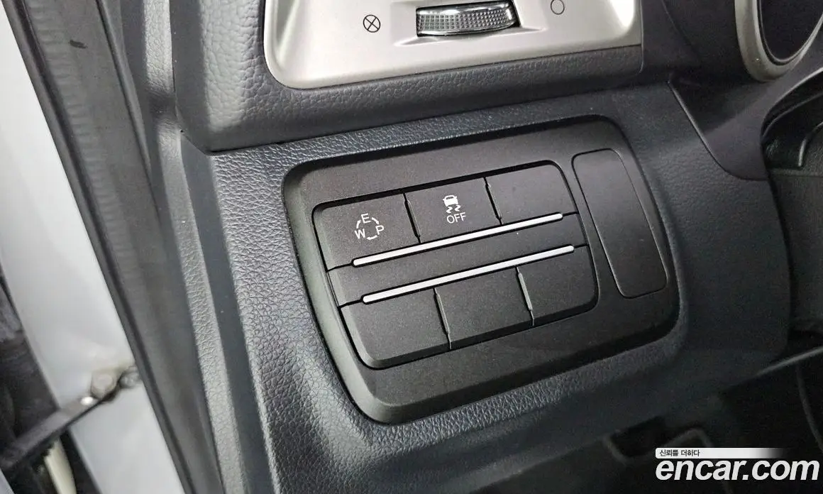 SsangYong TIBOLI 2016 1.6 автомат (гидро), фото 27