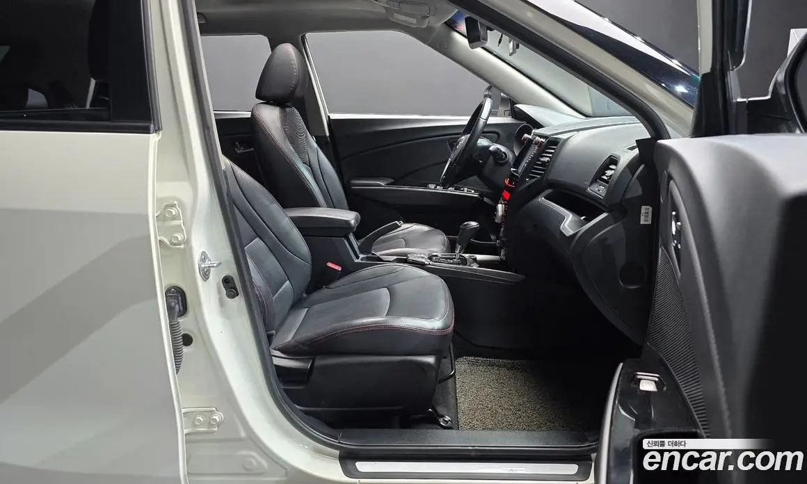 SsangYong TIBOLI 2017 1.6 автомат (гидро), фото 16 SsangYong TIBOLI 2017 1.6 автомат (гидро), фото 16