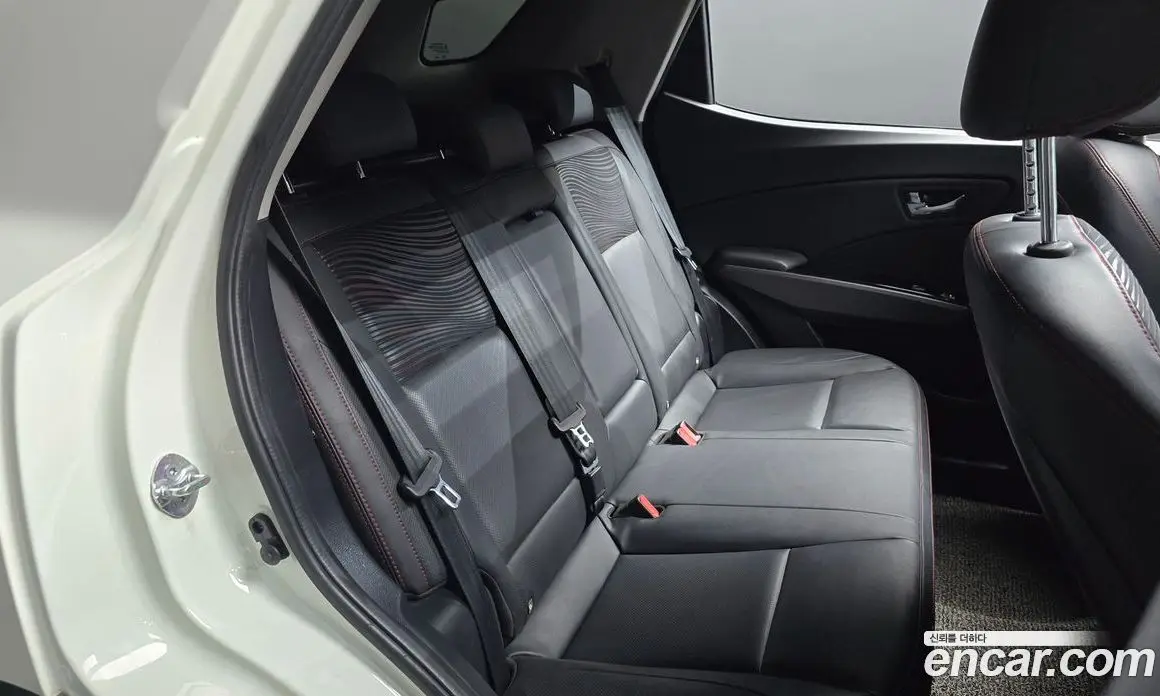 SsangYong TIBOLI 2017 1.6 автомат (гидро), фото 17 SsangYong TIBOLI 2017 1.6 автомат (гидро), фото 17