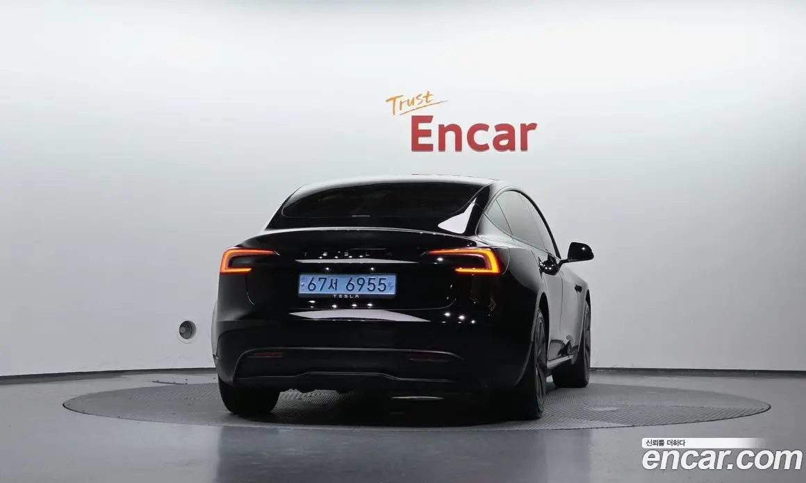 Tesla Model 3 2024 0.2 автомат (гидро), фото 4 Tesla Model 3 2024 0.2 автомат (гидро), фото 4