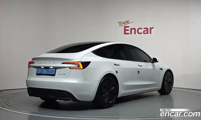 Tesla Model 3 2024 0.2 автомат (гидро), миниатюра 2 Tesla Model 3 2024 0.2 автомат (гидро), миниатюра 2