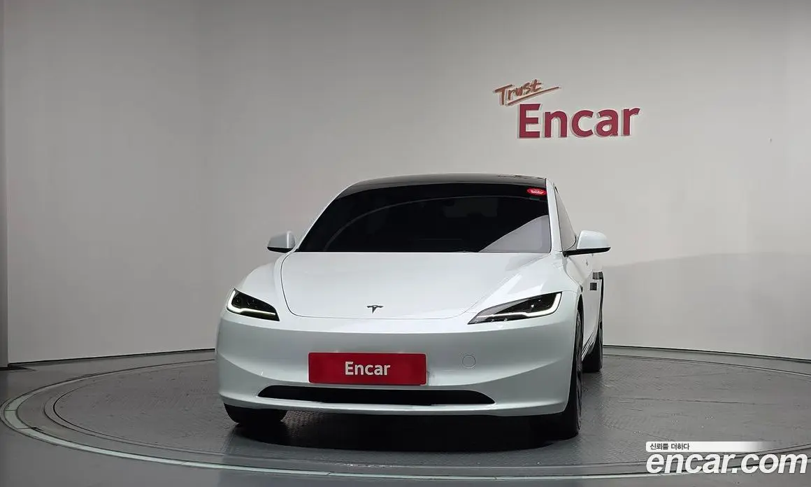 Tesla Model 3 2024 0.2 автомат (гидро), фото 3 Tesla Model 3 2024 0.2 автомат (гидро), фото 3