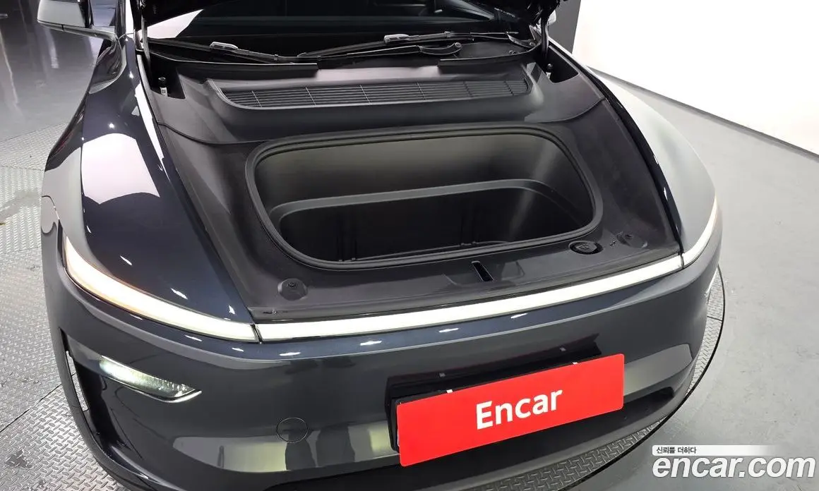 Tesla Model Y 2025 0.2 автомат (гидро), фото 6 Tesla Model Y 2025 0.2 автомат (гидро), фото 6