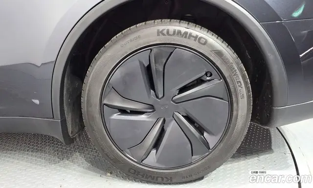 Tesla Model Y 2025 0.2 автомат (гидро), миниатюра 7 Tesla Model Y 2025 0.2 автомат (гидро), миниатюра 7