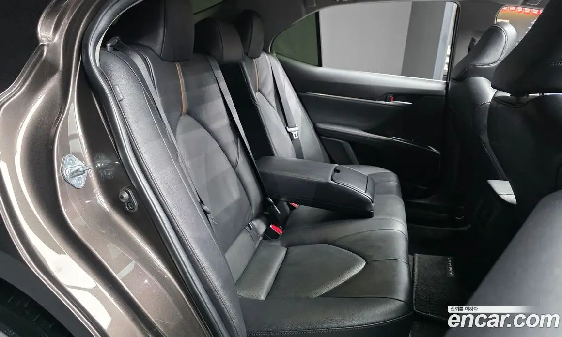 Toyota Camry 2019 2.5 автомат (гидро), фото 18