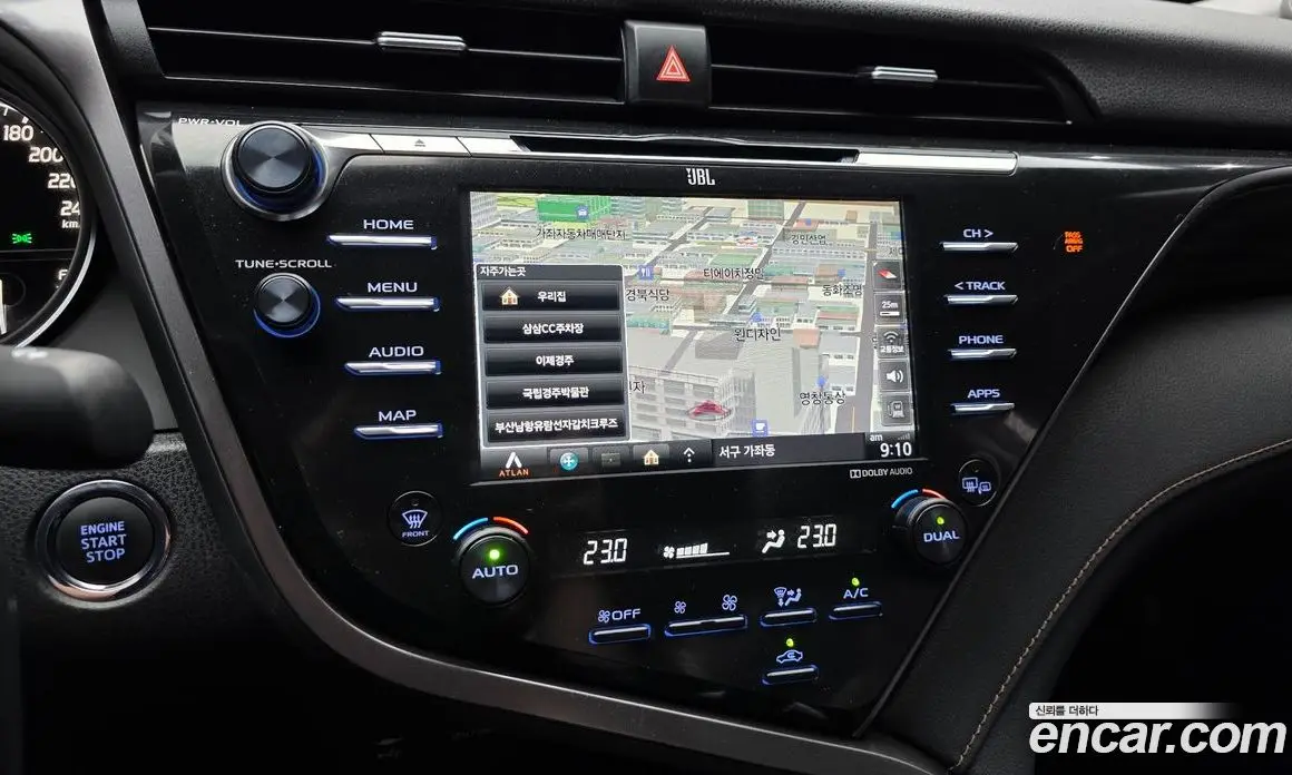 Toyota Camry 2019 2.5 автомат (гидро), фото 20