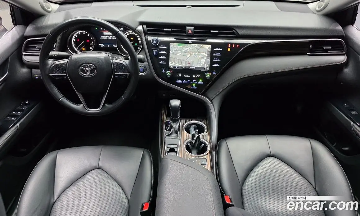 Toyota Camry 2019 2.5 автомат (гидро), фото 10