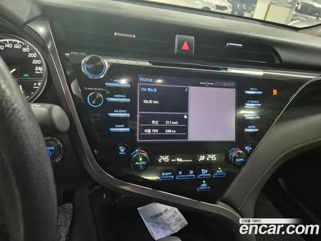 Toyota Camry 2019 2.5 автомат (гидро), миниатюра 12