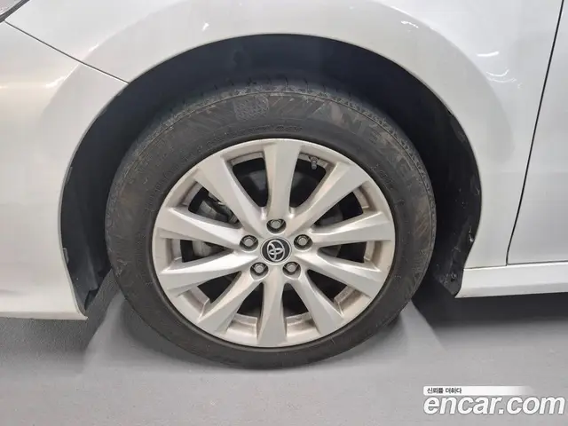 Toyota Camry 2019 2.5 автомат (гидро), миниатюра 7 Toyota Camry 2019 2.5 автомат (гидро), миниатюра 7