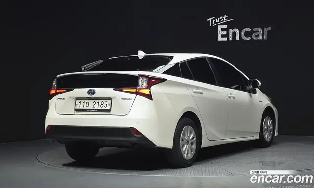 Toyota Prius 2019 1.8 автомат (гидро), миниатюра 2 Toyota Prius 2019 1.8 автомат (гидро), миниатюра 2