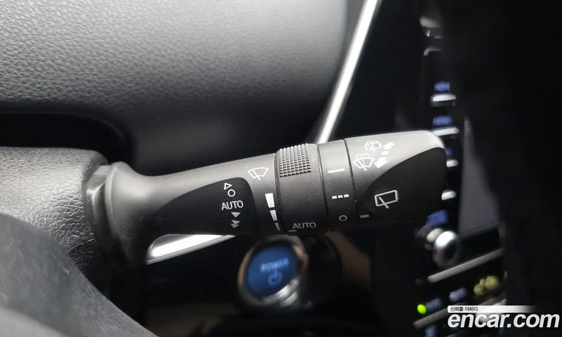 Toyota Prius 2019 1.8 автомат (гидро), фото 22 Toyota Prius 2019 1.8 автомат (гидро), фото 22