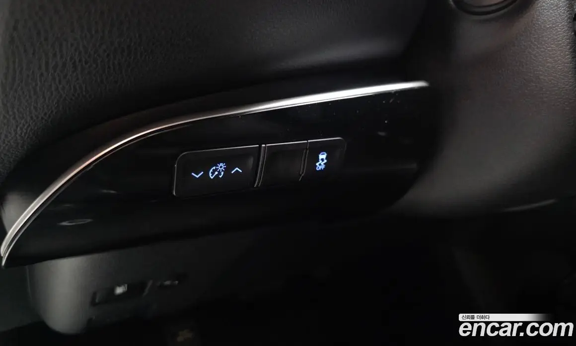 Toyota Prius 2019 1.8 автомат (гидро), фото 27 Toyota Prius 2019 1.8 автомат (гидро), фото 27