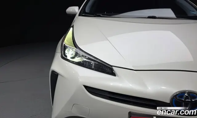 Toyota Prius 2019 1.8 автомат (гидро), миниатюра 8 Toyota Prius 2019 1.8 автомат (гидро), миниатюра 8