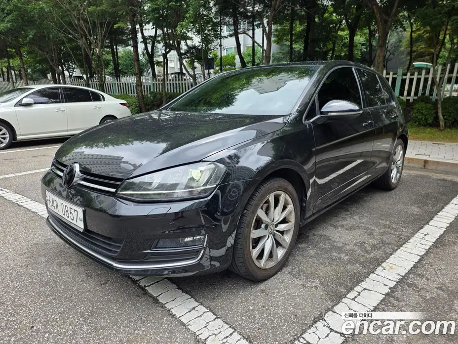 Volkswagen Golf 2015 2.0 автомат (гидро), фото 1 Volkswagen Golf 2015 2.0 автомат (гидро), фото 1