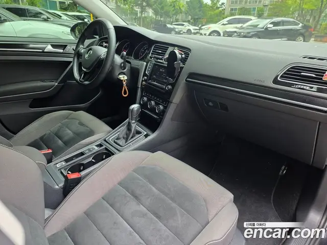 Volkswagen Golf 2015 2.0 автомат (гидро), миниатюра 11 Volkswagen Golf 2015 2.0 автомат (гидро), миниатюра 11