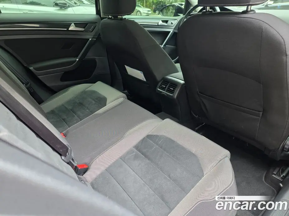 Volkswagen Golf 2015 2.0 автомат (гидро), фото 12 Volkswagen Golf 2015 2.0 автомат (гидро), фото 12