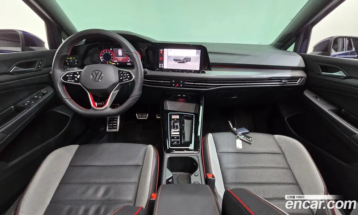 Volkswagen Golf 2023 2.0 автомат (гидро), фото 10 Volkswagen Golf 2023 2.0 автомат (гидро), фото 10