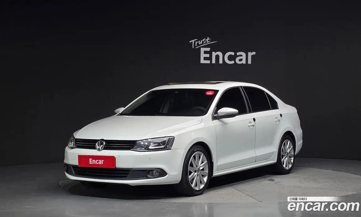 Volkswagen Jetta 2014 2.0 автомат (гидро), фото 1 Volkswagen Jetta 2014 2.0 автомат (гидро), фото 1