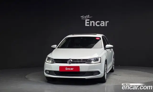 Volkswagen Jetta 2014 2.0 автомат (гидро), миниатюра 3 Volkswagen Jetta 2014 2.0 автомат (гидро), миниатюра 3
