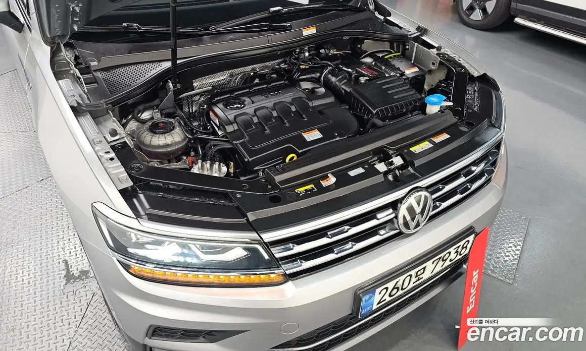 Volkswagen Tiguan 2020 2.0 автомат (гидро), фото 5 Volkswagen Tiguan 2020 2.0 автомат (гидро), фото 5