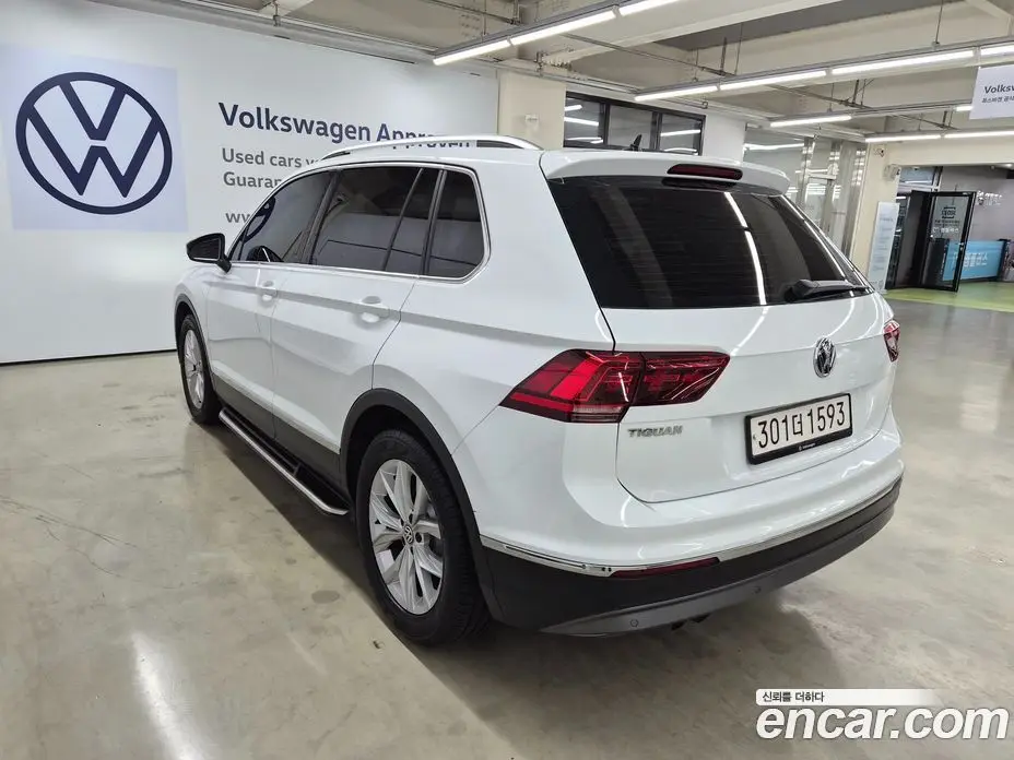 Volkswagen Tiguan 2020 2.0 автомат (гидро), фото 17 Volkswagen Tiguan 2020 2.0 автомат (гидро), фото 17