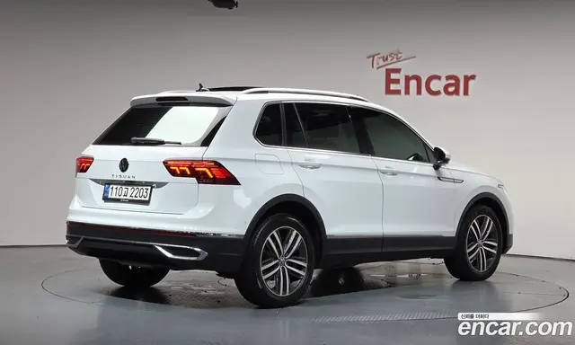 Volkswagen Tiguan 2022 2.0 автомат (гидро), миниатюра 2 Volkswagen Tiguan 2022 2.0 автомат (гидро), миниатюра 2
