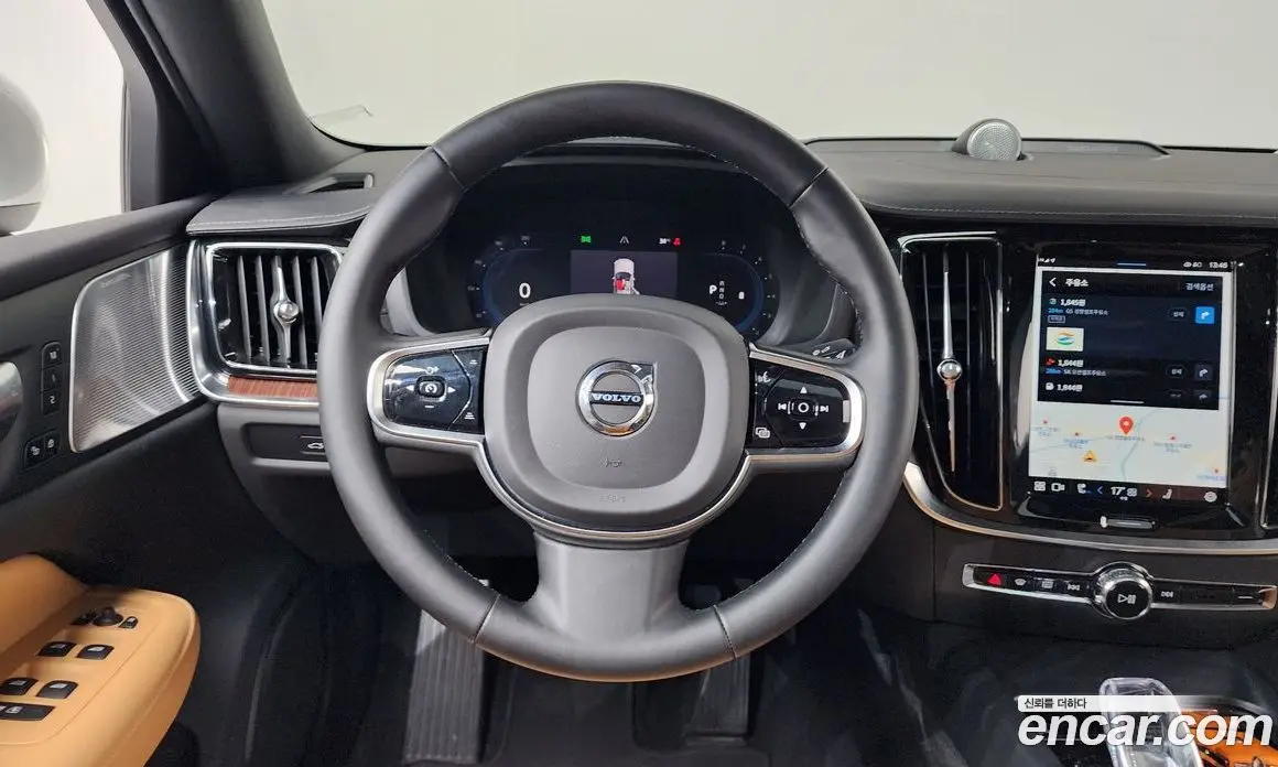 Volvo S60 2023 2.0 автомат (гидро), фото 20 Volvo S60 2023 2.0 автомат (гидро), фото 20