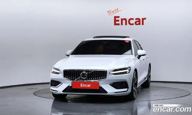 Volvo S60 2023 2.0 автомат (гидро), миниатюра 3 Volvo S60 2023 2.0 автомат (гидро), миниатюра 3