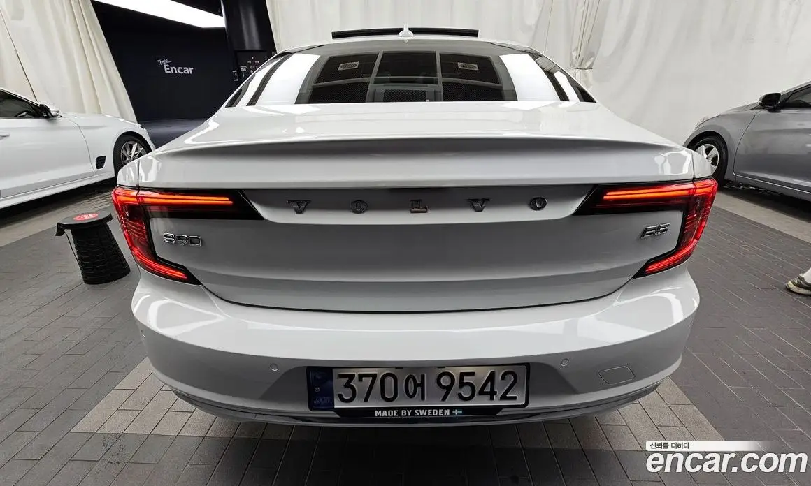 Volvo S90 2021 2.0 автомат (гидро), фото 36 Volvo S90 2021 2.0 автомат (гидро), фото 36