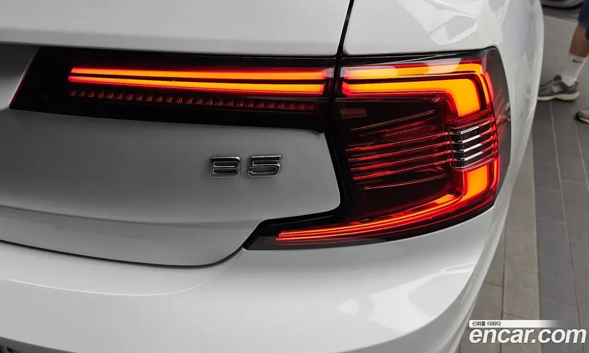 Volvo S90 2021 2.0 автомат (гидро), фото 9 Volvo S90 2021 2.0 автомат (гидро), фото 9