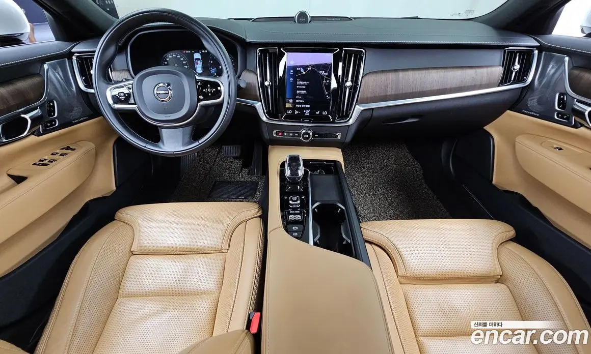 Volvo S90 2021 2.0 автомат (гидро), фото 10 Volvo S90 2021 2.0 автомат (гидро), фото 10