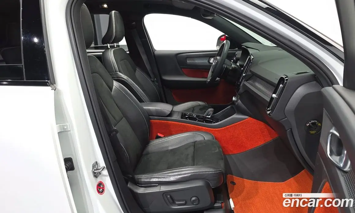 Volvo XC40 2020 2.0 автомат (гидро), фото 11 Volvo XC40 2020 2.0 автомат (гидро), фото 11