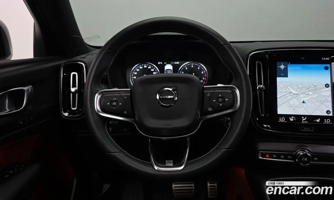 Volvo XC40 2020 2.0 автомат (гидро), фото 13 Volvo XC40 2020 2.0 автомат (гидро), фото 13