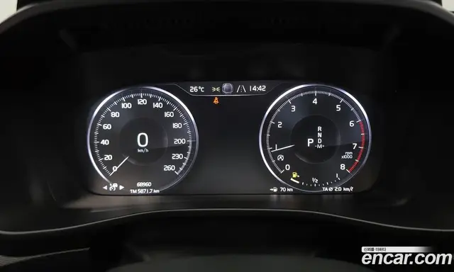 Volvo XC40 2020 2.0 автомат (гидро), миниатюра 8 Volvo XC40 2020 2.0 автомат (гидро), миниатюра 8