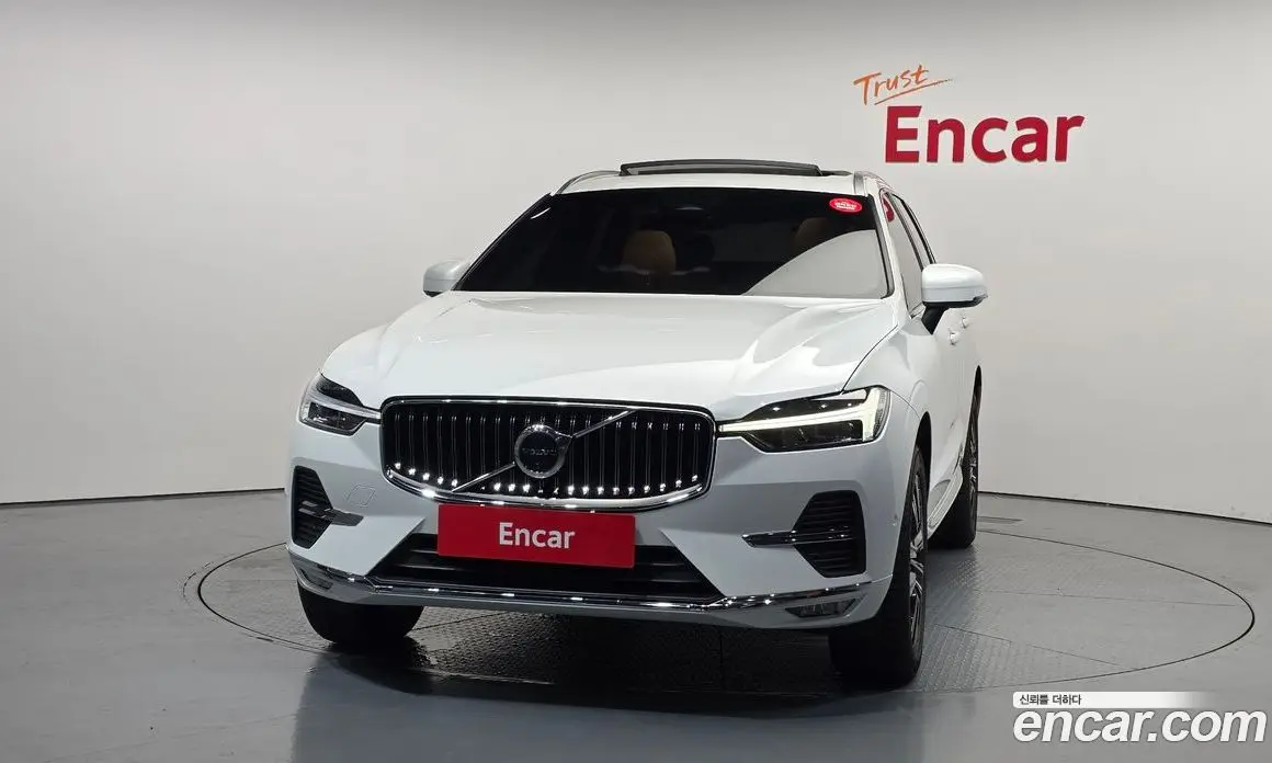 Volvo XC60 2022 2.0 автомат (гидро), фото 3 Volvo XC60 2022 2.0 автомат (гидро), фото 3