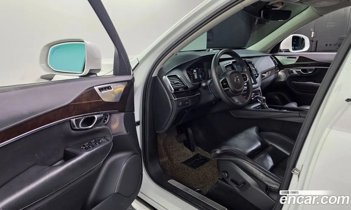 Volvo XC90 2016 2.0 автомат (гидро), фото 13