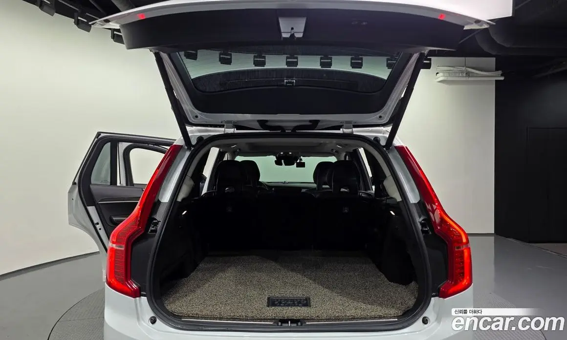 Volvo XC90 2016 2.0 автомат (гидро), фото 26