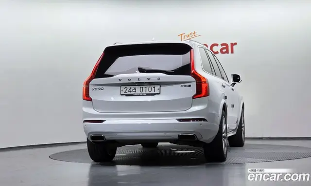 Volvo XC90 2016 2.0 автомат (гидро), миниатюра 4