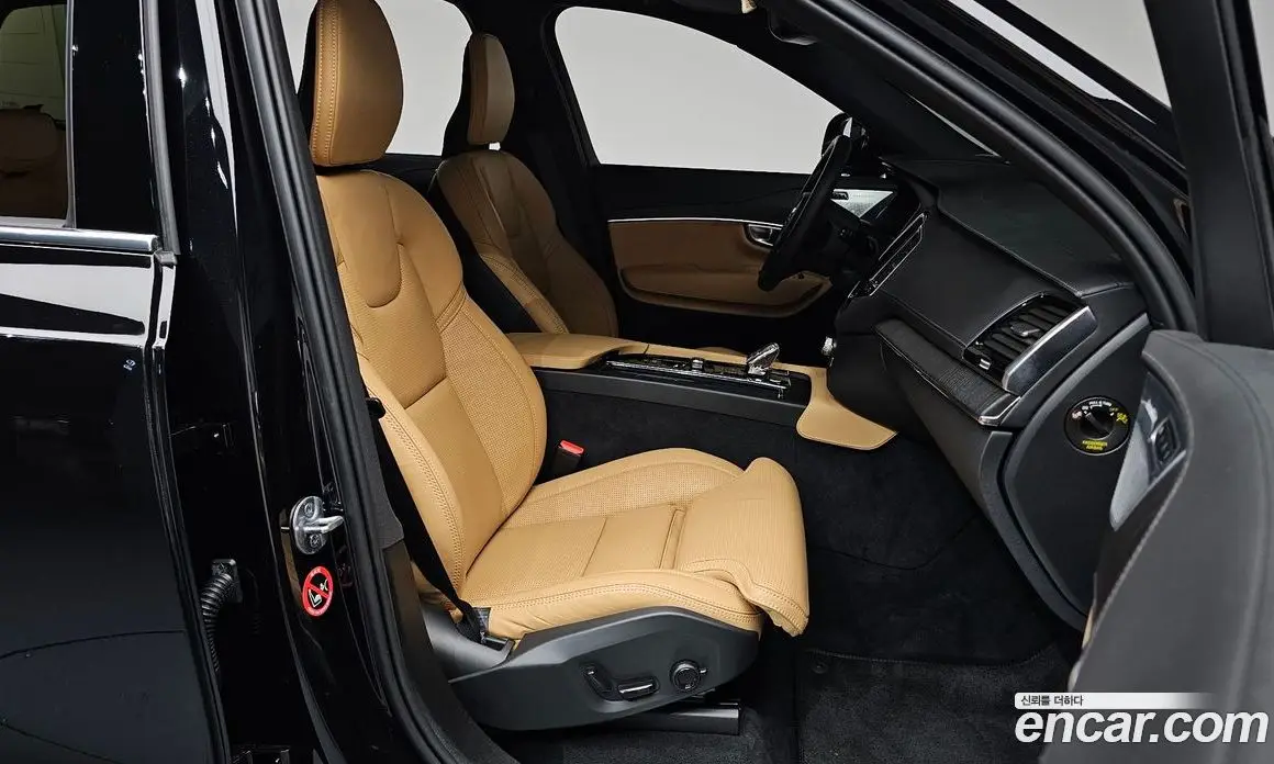 Volvo XC90 2024 2.0 автомат (гидро), фото 17 Volvo XC90 2024 2.0 автомат (гидро), фото 17