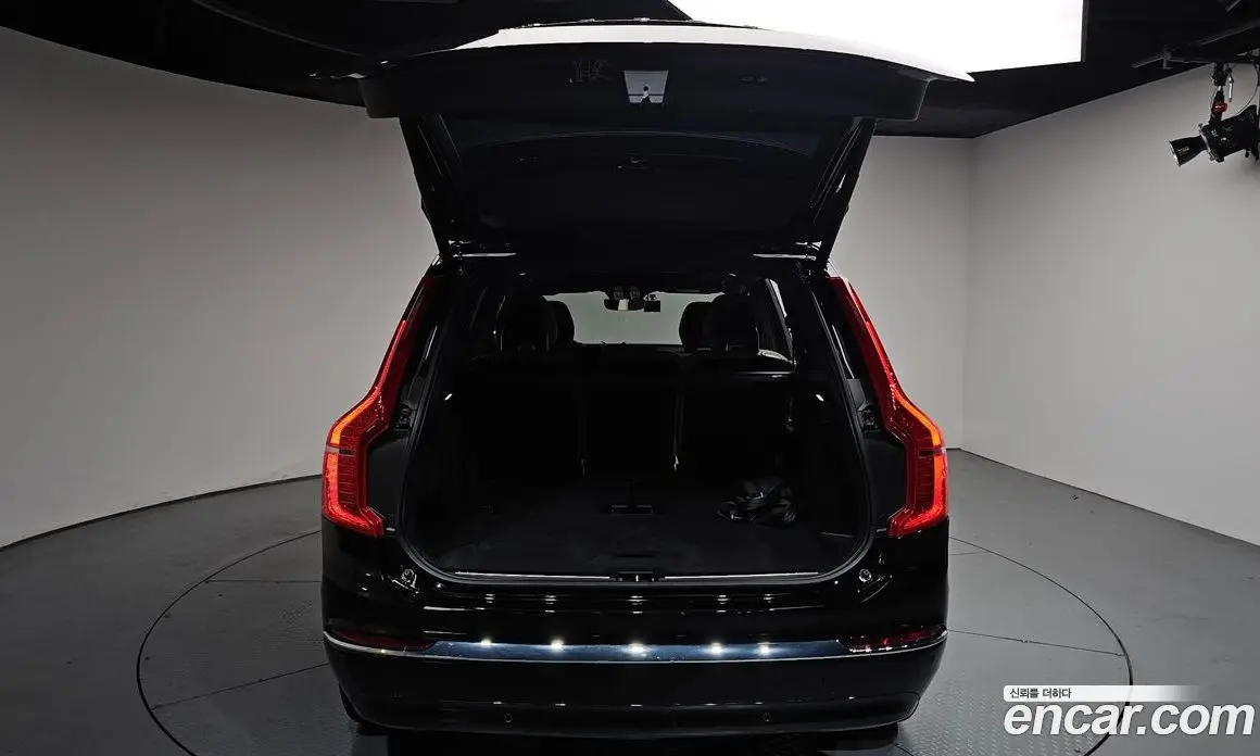 Volvo XC90 2024 2.0 автомат (гидро), фото 33 Volvo XC90 2024 2.0 автомат (гидро), фото 33