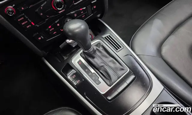 Audi A4 2012 2.0 автомат (гидро), миниатюра 9 Audi A4 2012 2.0 автомат (гидро), миниатюра 9